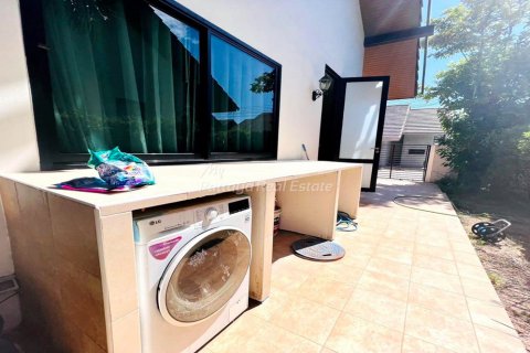 Casa de 3 dormitorios en Bang Lamung, Tailandia № 71782 - foto 17