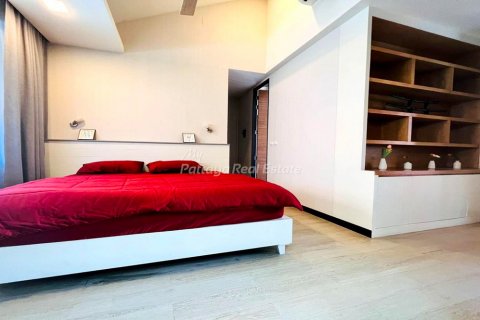 Casa de 3 dormitorios en Bang Lamung, Tailandia № 71782 - foto 15
