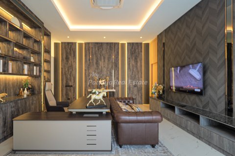 Casa de 6 dormitorios en Pattaya, Tailandia № 71783 - foto 14