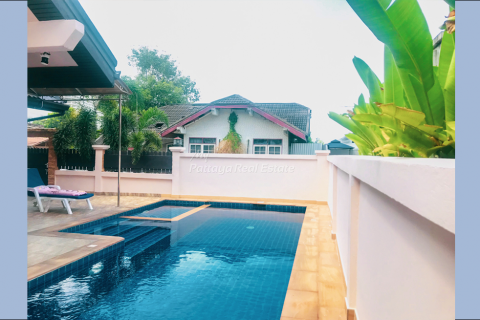 Casa de 3 dormitorios en Bang Lamung, Tailandia № 71780 - foto 8