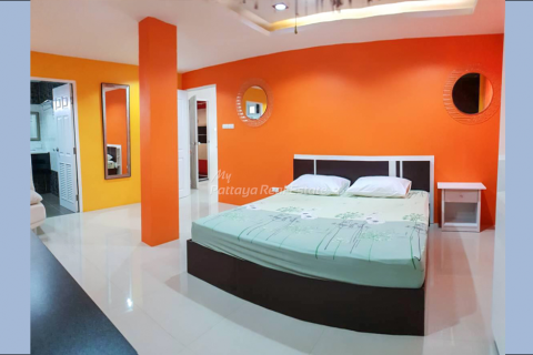 Casa de 3 dormitorios en Bang Lamung, Tailandia № 71780 - foto 7