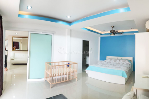 Casa de 3 dormitorios en Bang Lamung, Tailandia № 71780 - foto 6