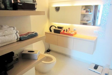 Condominio de 2 dormitorios en Bangkok, Tailandia № 143195 - foto 6