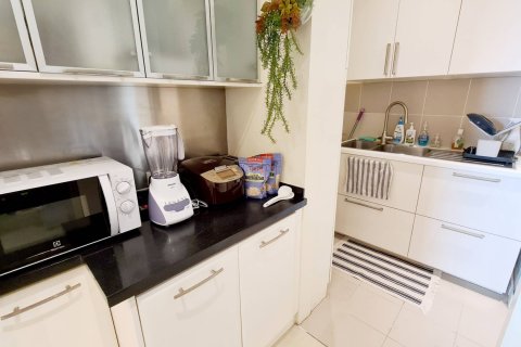 Condominio de 2 dormitorios en Bangkok, Tailandia № 180810 - foto 17
