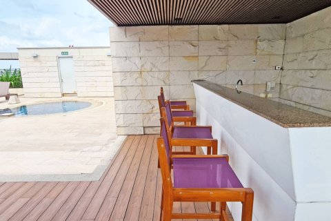 Condominio de 2 dormitorios en Bangkok, Tailandia № 180810 - foto 30