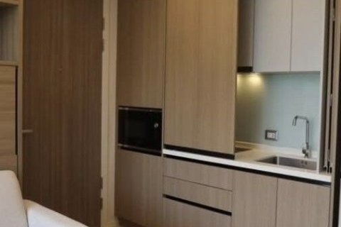 Студия в кондо в Ваттхане, Бангкок, Таиланд № 170625 - фото 2