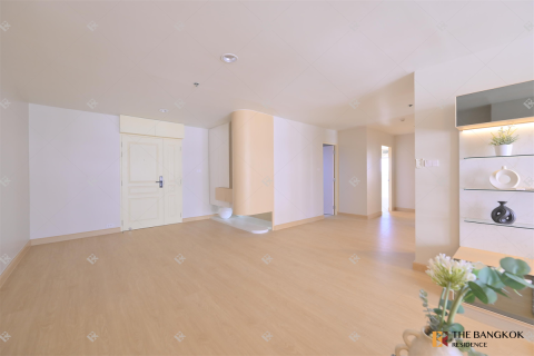 Condo in Bangkok, Thailand, 2 bedrooms  № 186348