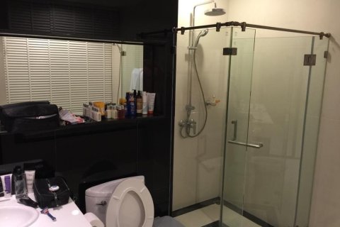 Studio in the Condo in Pathum Wan, Bangkok, Thailand  № 158662 - Foto 7