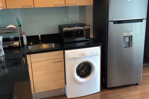 Studio in the Condo in Pathum Wan, Bangkok, Thailand  № 158662 - Foto 4