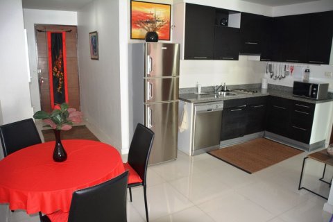 Studio in the Condo in Watthana, Bangkok, Thailand № 158660 - Foto 4