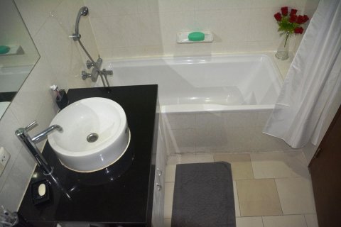 Studio in the Condo in Watthana, Bangkok, Thailand № 158660 - Foto 7