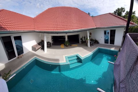 Estudio en Pattaya, Tailandia № 53818