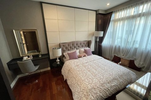 Chalet de 5 dormitorios en Bang Bon, Bangkok, Tailandia № 133620 - foto 16