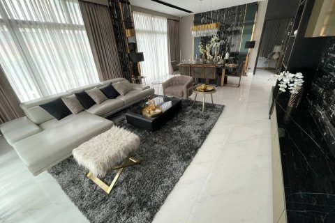 Chalet de 5 dormitorios en Bang Bon, Bangkok, Tailandia № 133620 - foto 3