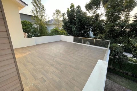 Chalet de 5 dormitorios en Bang Bon, Bangkok, Tailandia № 133620 - foto 18
