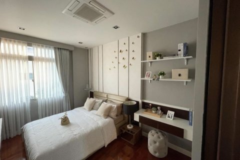 Chalet de 5 dormitorios en Bang Bon, Bangkok, Tailandia № 133620 - foto 15