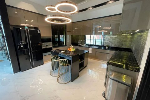 Chalet de 5 dormitorios en Bang Bon, Bangkok, Tailandia № 133620 - foto 22