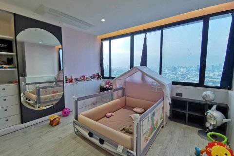 Eigentumswohnung in Sathon, Bangkok, Thailand, 4 Schlafzimmer № 133619 - Foto 17