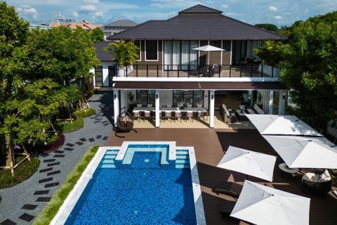 Villa in Chiang Mai, Thailand 5 Schlafzimmer № 159986