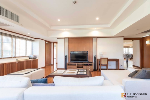 Condominio de 4 dormitorios en Bangkok, Tailandia № 186285 - foto 6