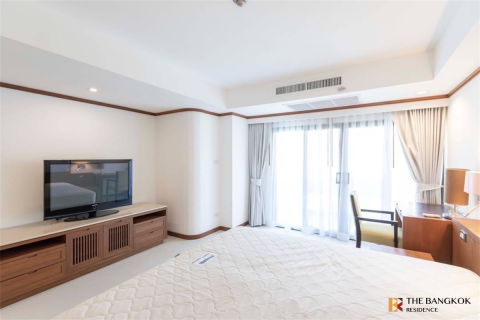 Condominio de 4 dormitorios en Bangkok, Tailandia № 186285 - foto 2