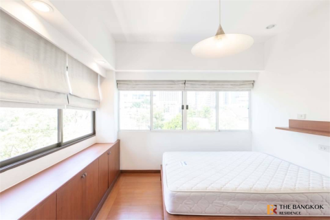Condominio de 4 dormitorios en Bangkok, Tailandia № 186285 - foto 9