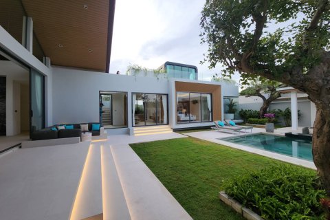 Chalet de 3 dormitorios en Nai Yang, Tailandia № 169786 - foto 15