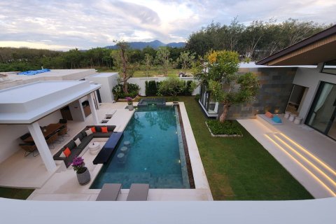 Chalet de 3 dormitorios en Nai Yang, Tailandia № 169786 - foto 16