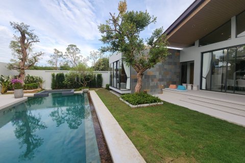 Chalet de 3 dormitorios en Nai Yang, Tailandia № 169786 - foto 17