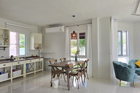 Casa de 3 dormitorios en Phuket, Tailandia № 160611 - foto 5