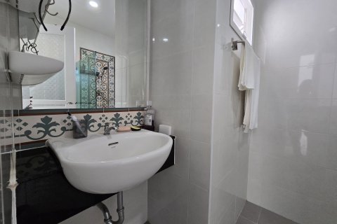 Casa de 3 dormitorios en Phuket, Tailandia № 160611 - foto 22