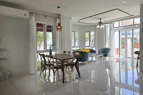 Casa de 3 dormitorios en Phuket, Tailandia № 160611 - foto 9