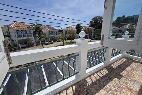 Casa de 3 dormitorios en Phuket, Tailandia № 160611 - foto 18