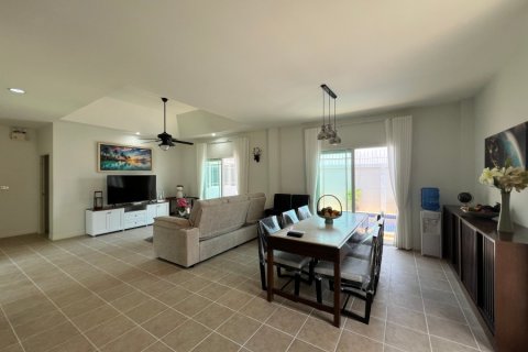 Chalet de 2 dormitorios en Hua Hin, Tailandia № 178929 - foto 7