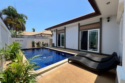 Chalet de 2 dormitorios en Hua Hin, Tailandia № 178929 - foto 2