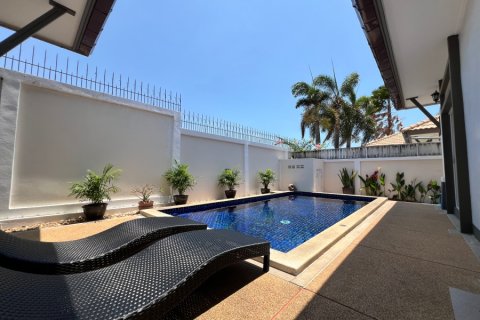 Chalet de 2 dormitorios en Hua Hin, Tailandia № 178929 - foto 4