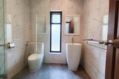 Chalet de 3 dormitorios en Hua Hin, Tailandia № 178930 - foto 17