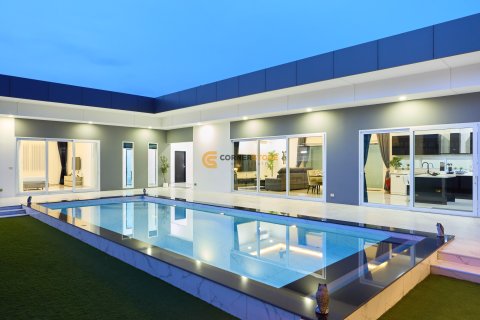Studio in Pattaya, Thailand № 178925