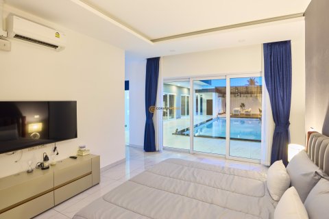 Estudio en Pattaya, Tailandia № 178925 - foto 26