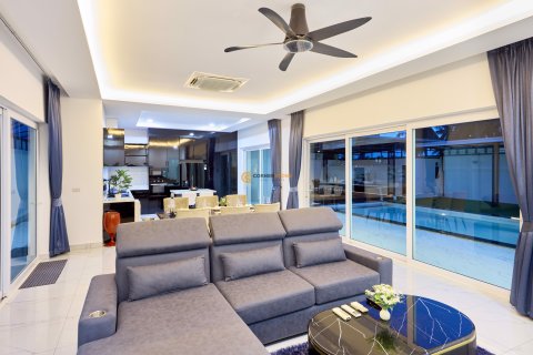 Estudio en Pattaya, Tailandia № 178925 - foto 13