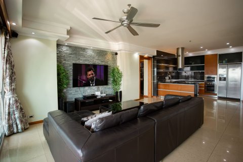 Eigentumswohnung in Pattaya, Thailand, 2 Schlafzimmer  № 135788 - Foto 1