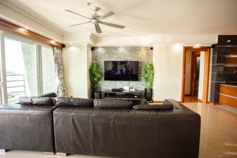 Eigentumswohnung in Pattaya, Thailand, 2 Schlafzimmer  № 135788 - Foto 10