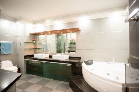 Eigentumswohnung in Pattaya, Thailand, 2 Schlafzimmer  № 135788 - Foto 6