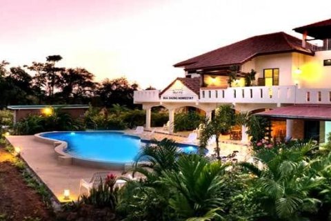 House in Udon Thani, Thailand 9 bedrooms № 140402 - photo 5