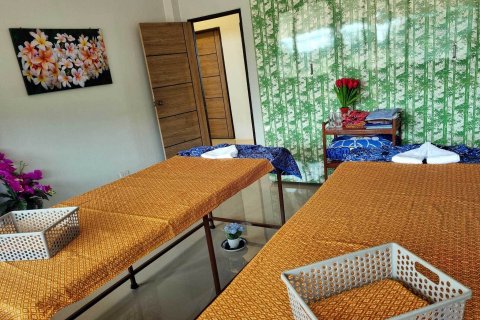 House in Udon Thani, Thailand 9 bedrooms № 140402 - photo 24
