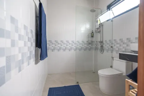Villa in Surat Thani, Thailand 2 Schlafzimmer № 169157 - Foto 10