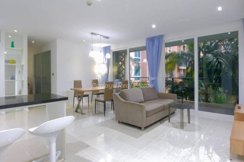 Condominio de 2 dormitorios en Bang Lamung, Tailandia № 153744
