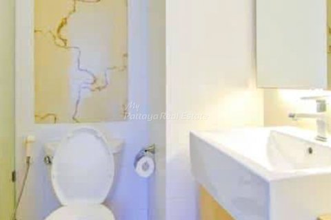 Condominio de 2 dormitorios en Bang Lamung, Tailandia № 153744 - foto 8