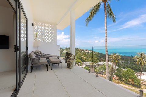 Casa de 4 dormitorios en Ko Samui, Tailandia № 164912 - foto 20