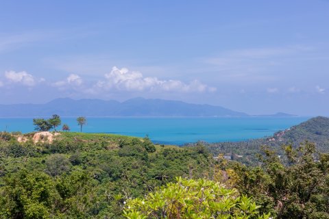 Casa de 4 dormitorios en Ko Samui, Tailandia № 164912 - foto 24